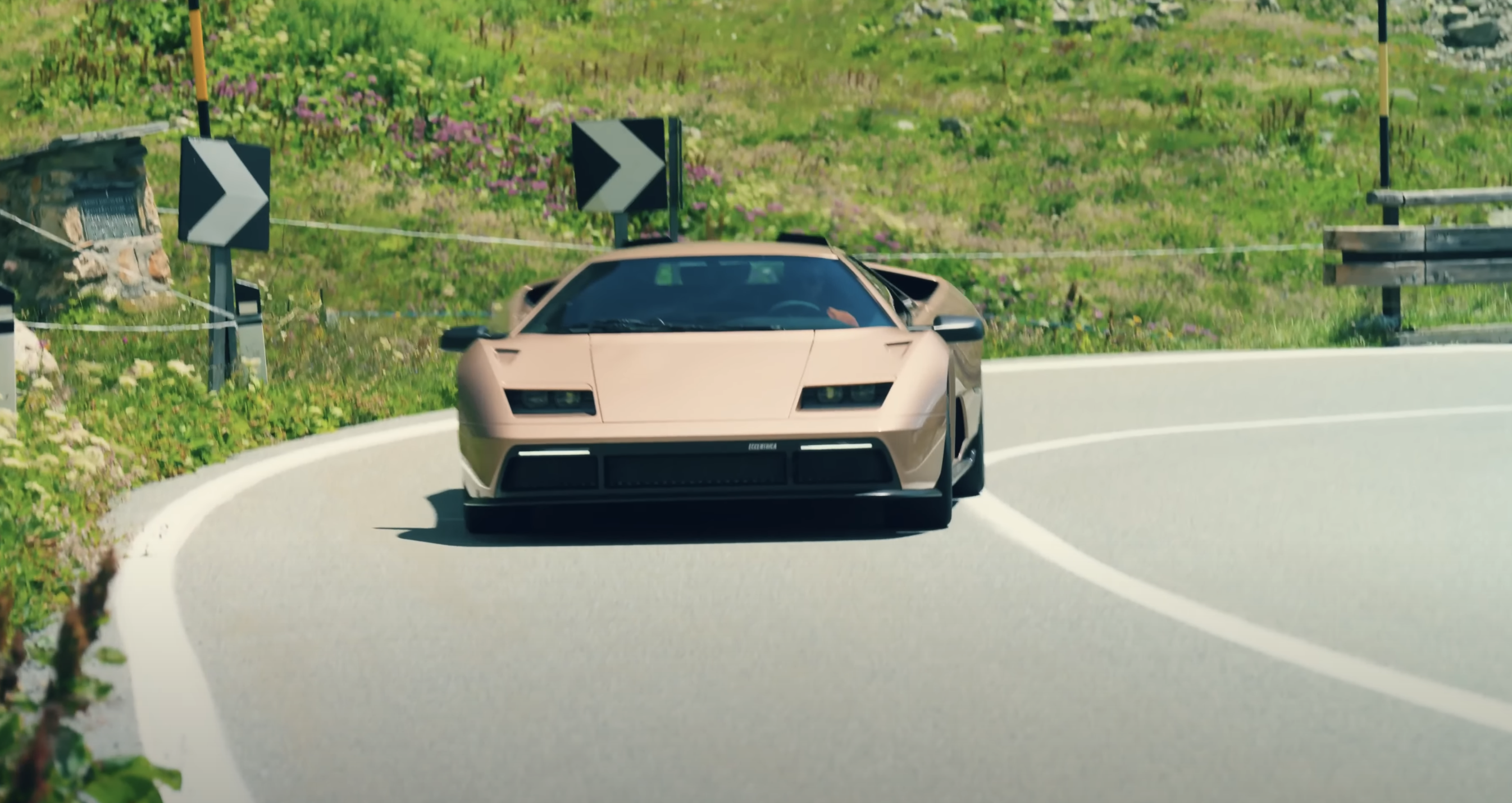 FIRST DRIVE: New Lamborghini Diablo – ‘90s Icon Reborn!